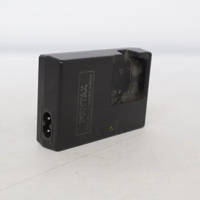 Camera charger (D-Bc92) from Pentax