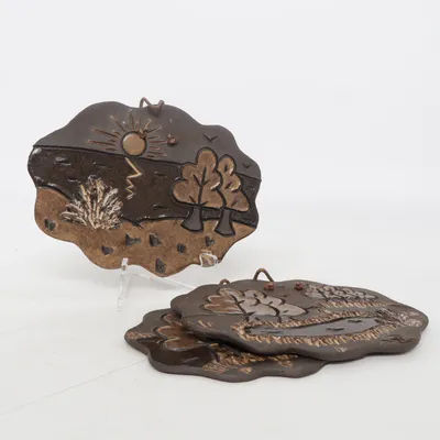 Wall plaque (Brown)