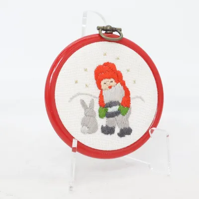 Geborduurd wandkleed