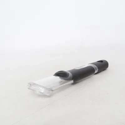 Presse-ail (Noir) de Easy Home