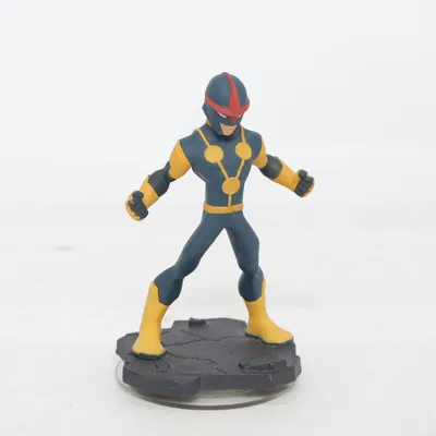 Leksaksfigur (Inf-1000114) från Marvel