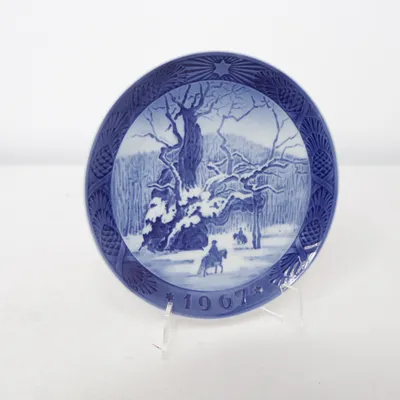 Väggtallrik (The Royal Oak) från Royal Copenhagen