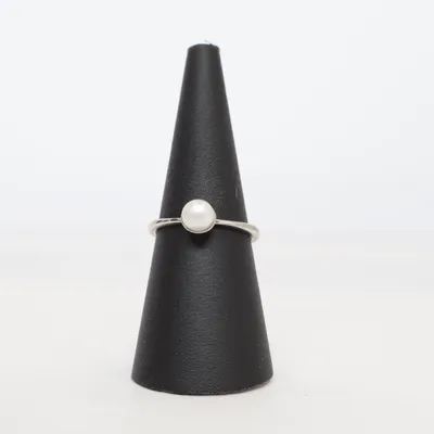 Ring (Silver, White) from JLO Silver