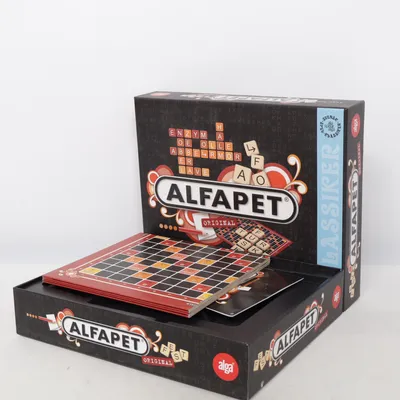 Brädspel från Alga