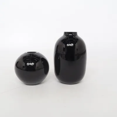 Vase (Black) from H&M Home