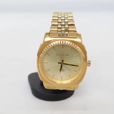 Wristwatch (Gold) from Lucleon