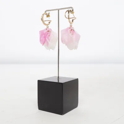Earrings (Pink, White) from Pearl Unknown metal