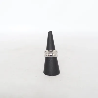 Ring (Silverfärgad) Okänd metall