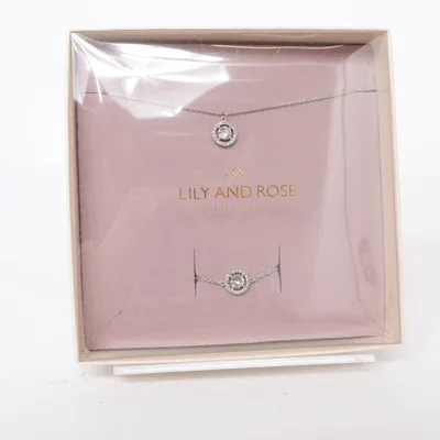 Smyckesset (Silverfärgad) från Lily and Rose Okänd metall