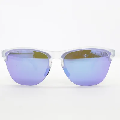 Sunglasses (OO9374) from Oakley