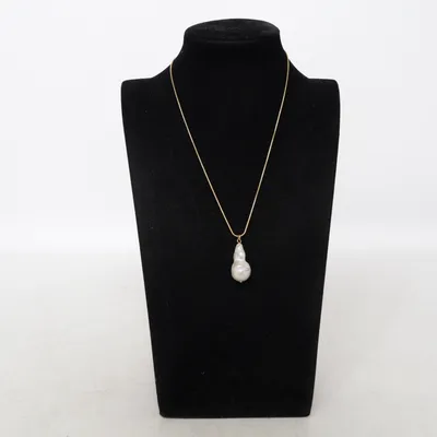 Halsband (Guldfärgad, Vit) Okänd metall