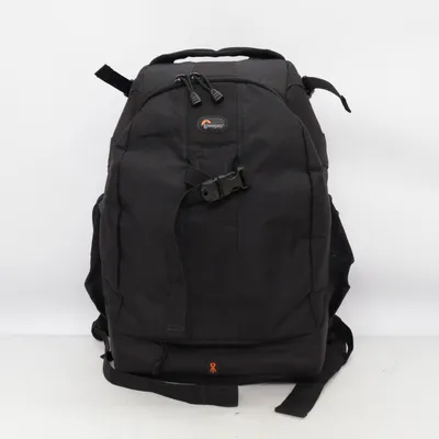 Campingryggsäck (Svart) från Lowepro