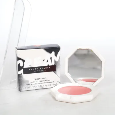 Blush (Grijs) van Fenty Beauty