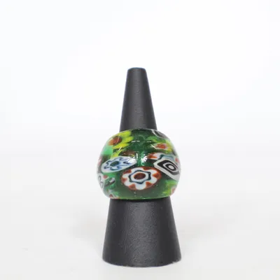 Ring (Grøn, Flerfarvet) Ukendt metal