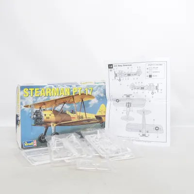 Kreasæt (Stearman Pt-17) fra Revell