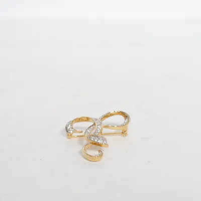 Brosch (Guldfärgad) från Nina Ricci Okänd metall