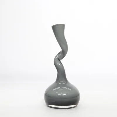 Vas (Twist) från Normann Copenhagen