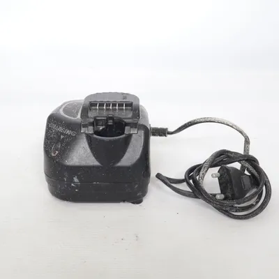 Battery charger (UC 10SFL) from Hitachi