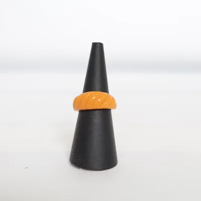 Bague (Orange) Métal inconnu