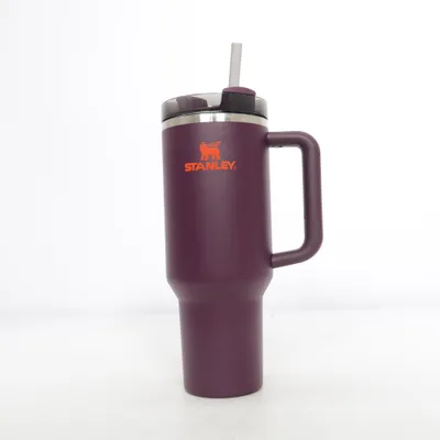 Thermos mug (Quencher H2.0 Flowstate Tumbler) from Stanley