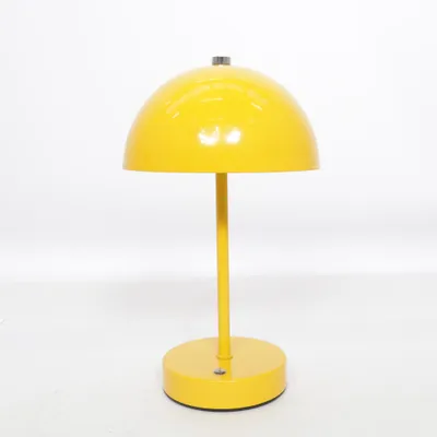 Tafellamp (Geel) van Åhléns