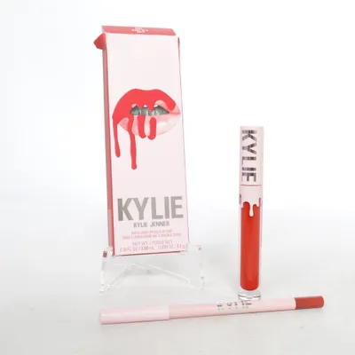 Sminkset (Röd, Rosa) från Kylie Jenner