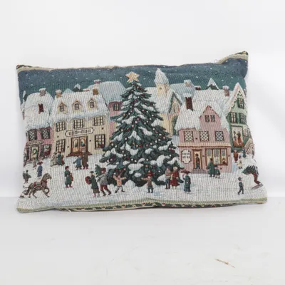 Cushion (Multicolored, Green)