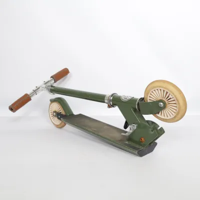 Trotinette (Vert, Marron) de Stoy