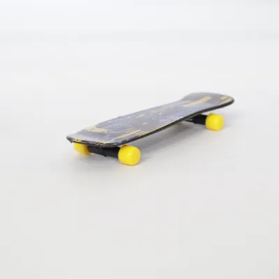 Skateboard (Blue, Yellow, Multicolored)