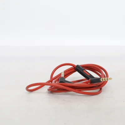 Aux-kabel från Beats
