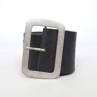Bälte (17019040) från Pieces Accessories Skinn