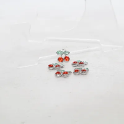Bedel (Rood, Groen, Zilver) Onbekend materiaal