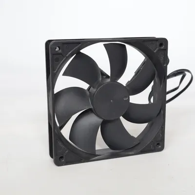 Datorfläkt (A1225M12S) från Corsair