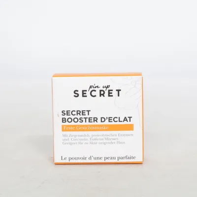 Face mask from Pin Up Secret