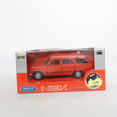 Voiture jouet (Fiat 125P Kombi) de Welly