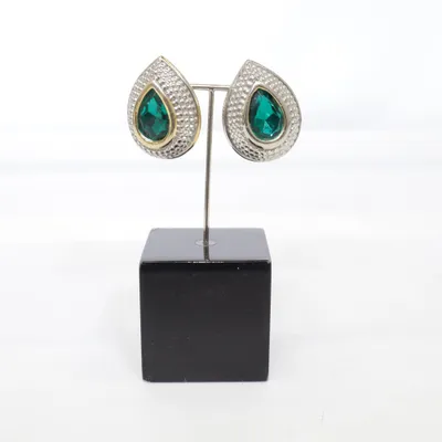 Earrings (Green, Silver, Gold) Unknown metal
