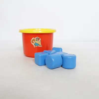 Activiteitenspeelgoed (Rood, Geel, Blauw) van Plasto