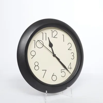 Wall clock (Black, Beige) from Quartz  