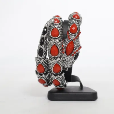 Bracelet (Argent, Rouge, Noir) Métal inconnu