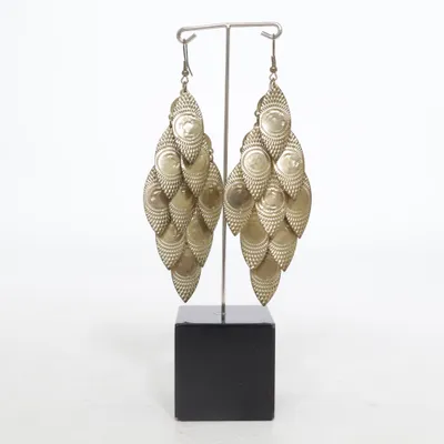 Oorbellen (Goud) Onbekend materiaal