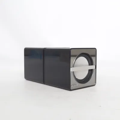 Enceinte (Noir, Argent) de Dicota