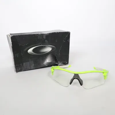 Sportglasögon (OO9181-47) från Oakley