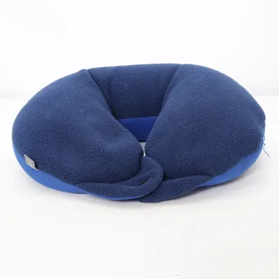 Nackkudde (Blå) från Go