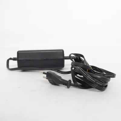 Computer charger (0957-2304) from HP