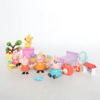 Toy figurine (Multicolored) from Peppa Pig