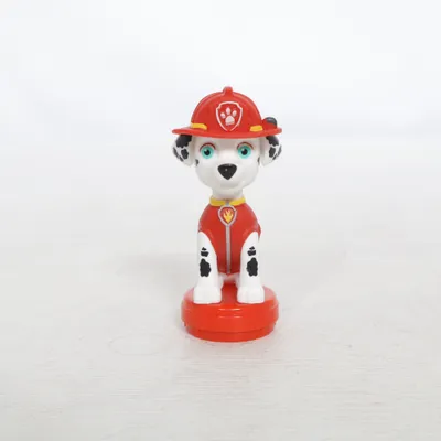 Figurine jouet (Rouge, Blanc, Noir) de Spin Master