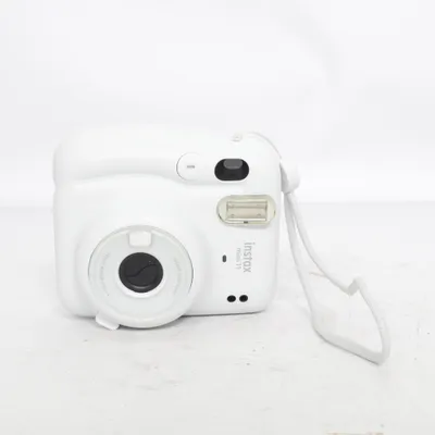 Polaroid camera (Mini 11) from Fujifilm