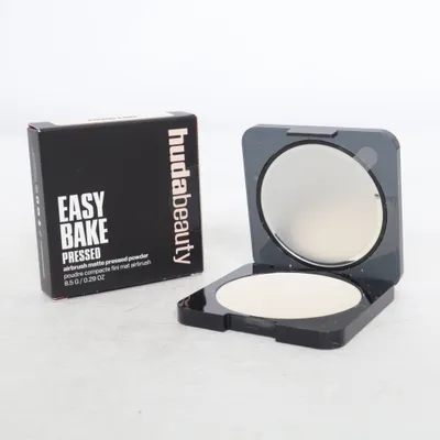 Powder (Easy Bake Pressed (Poun Cake)) from Huda Beauty