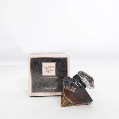 Eau de Parfum (La Nuit Trésor Dentelle De Roses) från Lancôme