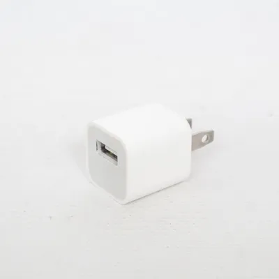 Adapter (A1385) från Apple